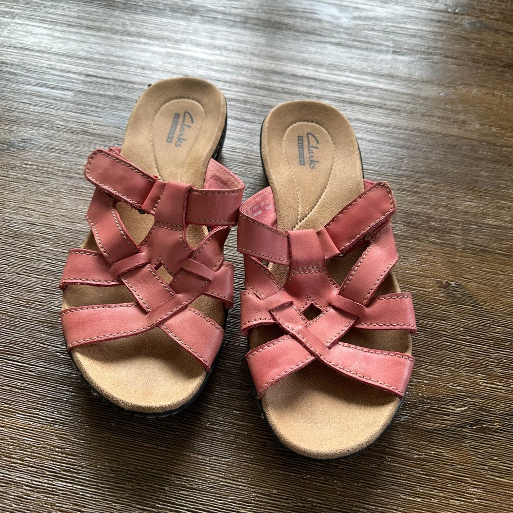 Clarks Women’s Sandals size 6.5